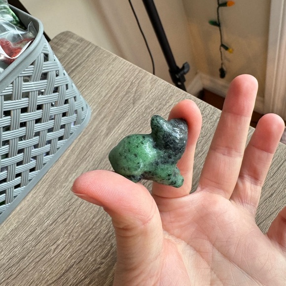 Ruby Zoisite Stone Small Cat Crystal - Picture 2 of 4